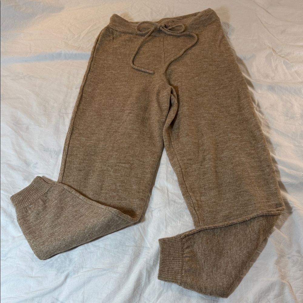ASOS Design Tan Knit Joggers Size0